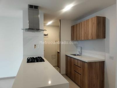 Apartamento de 2 alcobas en arriendo en Villa Carlota, Medellín, 79 m² · foto 6 de 16
