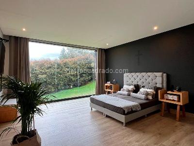 Casa de 3 alcobas en venta en Envigado, Envigado, 350 m² · foto 13 de 19