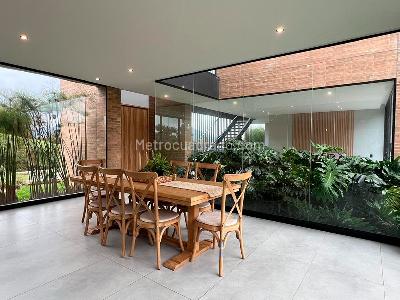 Casa de 3 alcobas en venta en Envigado, Envigado, 350 m² · foto 5 de 19