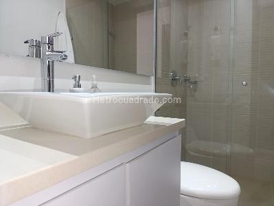 Apartamento en venta en El Poblado, Medellín · foto 15 de 20