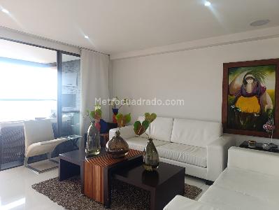 Apartamento en venta en El Poblado, Medellín · foto 2 de 20