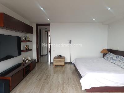 Apartamento en venta en El Poblado, Medellín · foto 8 de 20