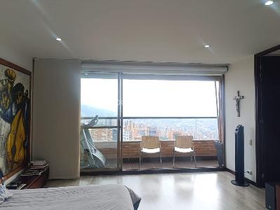 Apartamento en venta en El Poblado, Medellín · foto 9 de 20
