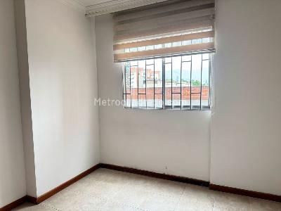 Apartamento de 3 alcobas en arriendo en El Poblado, Medellín, 110 m² · foto 13 de 17