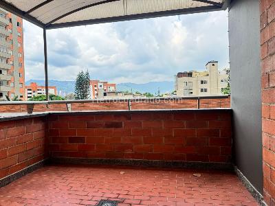 Apartamento de 3 alcobas en arriendo en El Poblado, Medellín, 110 m² · foto 15 de 17