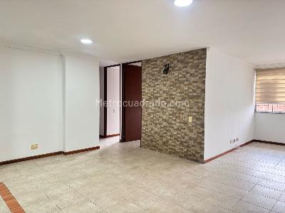 Apartamento de 3 alcobas en arriendo en El Poblado, Medellín, 110 m² · foto 2 de 17