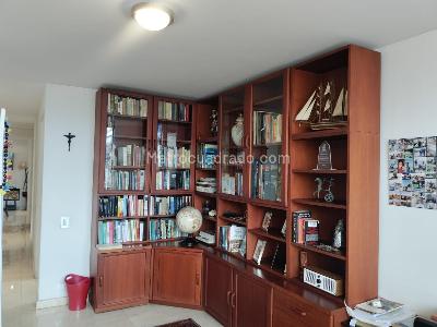 Apartamento en venta en El Poblado, Medellín · foto 11 de 19