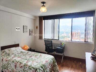 Apartamento en venta en El Poblado, Medellín · foto 16 de 19