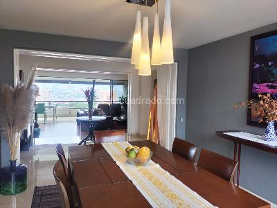 Apartamento en venta en El Poblado, Medellín · foto 7 de 19