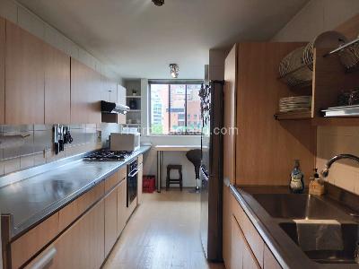 Apartamento en venta en El Poblado, Medellín · foto 8 de 19