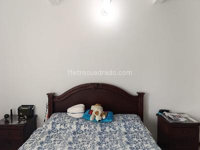 Apartamento de 3 alcobas en venta en El Poblado, Medellín, 79 m² · foto 10 de 18