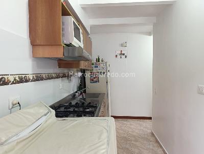 Apartamento de 3 alcobas en venta en El Poblado, Medellín, 79 m² · foto 4 de 18