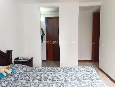 Apartamento de 3 alcobas en venta en El Poblado, Medellín, 79 m² · foto 9 de 18