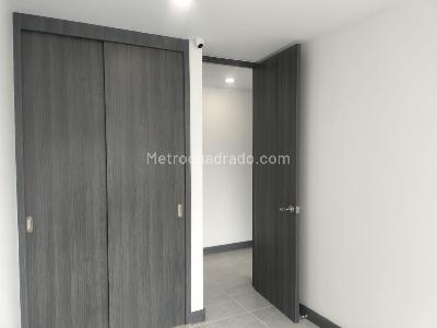 Apartamento de 3 alcobas en arriendo en El Poblado, Medellín, 107 m² · foto 16 de 17