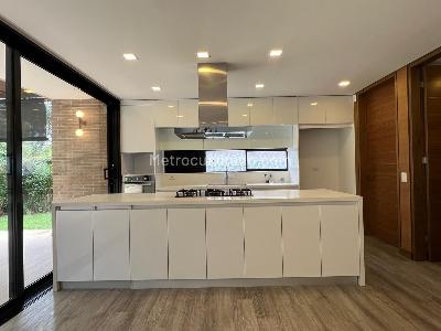 Casa de 3 alcobas en venta en Llanogrande, Rionegro, 267 m² · foto 6 de 19