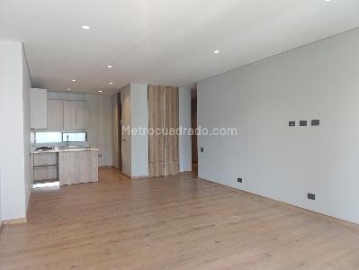 Apartamento de 2 alcobas en venta en El Poblado Castropol, Medellín, 122 m² · foto 4 de 17