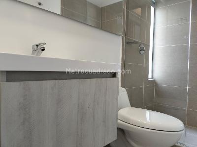 Apartamento de 3 alcobas en arriendo en Poblado Ciudad Del Rio, Medellín, 93 m² · foto 17 de 19