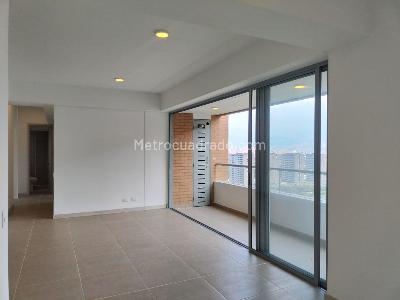 Apartamento de 3 alcobas en arriendo en Poblado Ciudad Del Rio, Medellín, 93 m² · foto 3 de 19