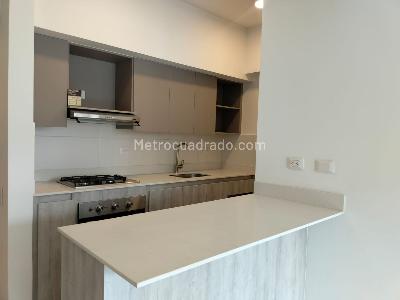 Apartamento de 3 alcobas en arriendo en Poblado Ciudad Del Rio, Medellín, 93 m² · foto 5 de 19