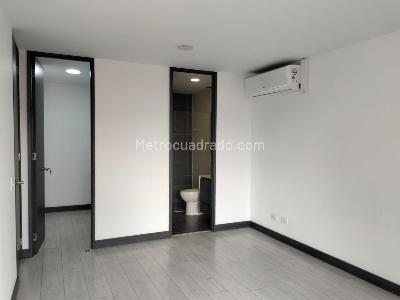 Apartamento de 2 alcobas en arriendo en Poblado Ciudad Del Rio, Medellín, 84 m² · foto 10 de 17