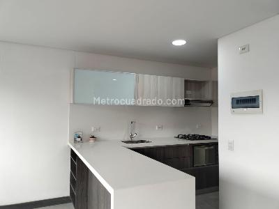 Apartamento de 2 alcobas en arriendo en Poblado Ciudad Del Rio, Medellín, 84 m² · foto 5 de 17