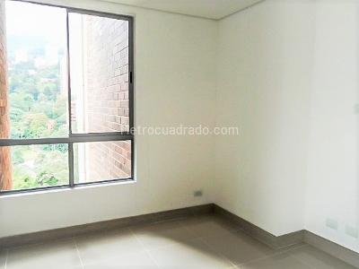Apartamento de 3 alcobas en arriendo en La Florida, Medellín, 140 m² · foto 7 de 16