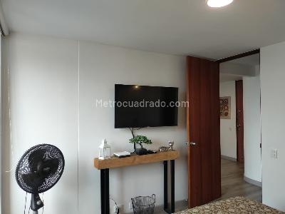 Apartamento de 1 alcoba en arriendo en El Poblado, Medellín, 57 m² · foto 11 de 14
