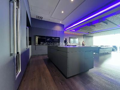 Apartamento de 3 alcobas en venta en El Poblado, Medellín, 346 m² · foto 8 de 20