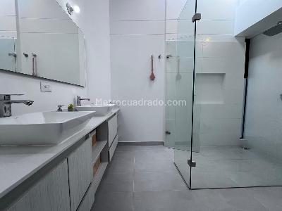 Casa de 3 alcobas en venta en Envigado, Envigado, 179 m² · foto 18 de 20