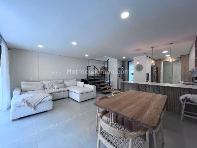 Casa de 3 alcobas en venta en Envigado, Envigado, 179 m² · foto 3 de 20