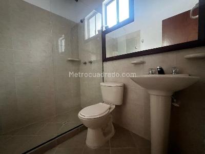 Casa de 3 alcobas en venta en Envigado, Envigado, 210 m² · foto 14 de 18