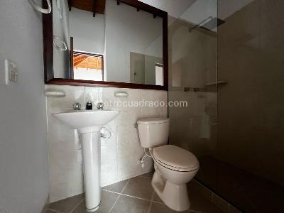Casa de 3 alcobas en venta en Envigado, Envigado, 210 m² · foto 15 de 18