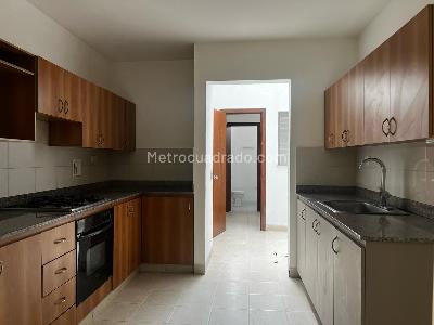 Casa de 3 alcobas en venta en Envigado, Envigado, 210 m² · foto 4 de 18
