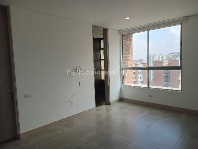 Apartamento de 3 alcobas en venta en El Poblado, Medellín, 150 m² · foto 10 de 18