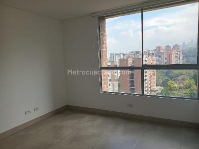 Apartamento de 3 alcobas en venta en El Poblado, Medellín, 150 m² · foto 14 de 18