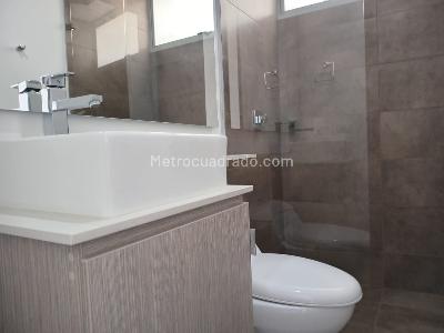 Apartamento de 3 alcobas en venta en El Poblado, Medellín, 150 m² · foto 18 de 18