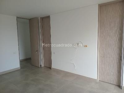 Apartamento de 3 alcobas en venta en El Poblado, Medellín, 150 m² · foto 9 de 18