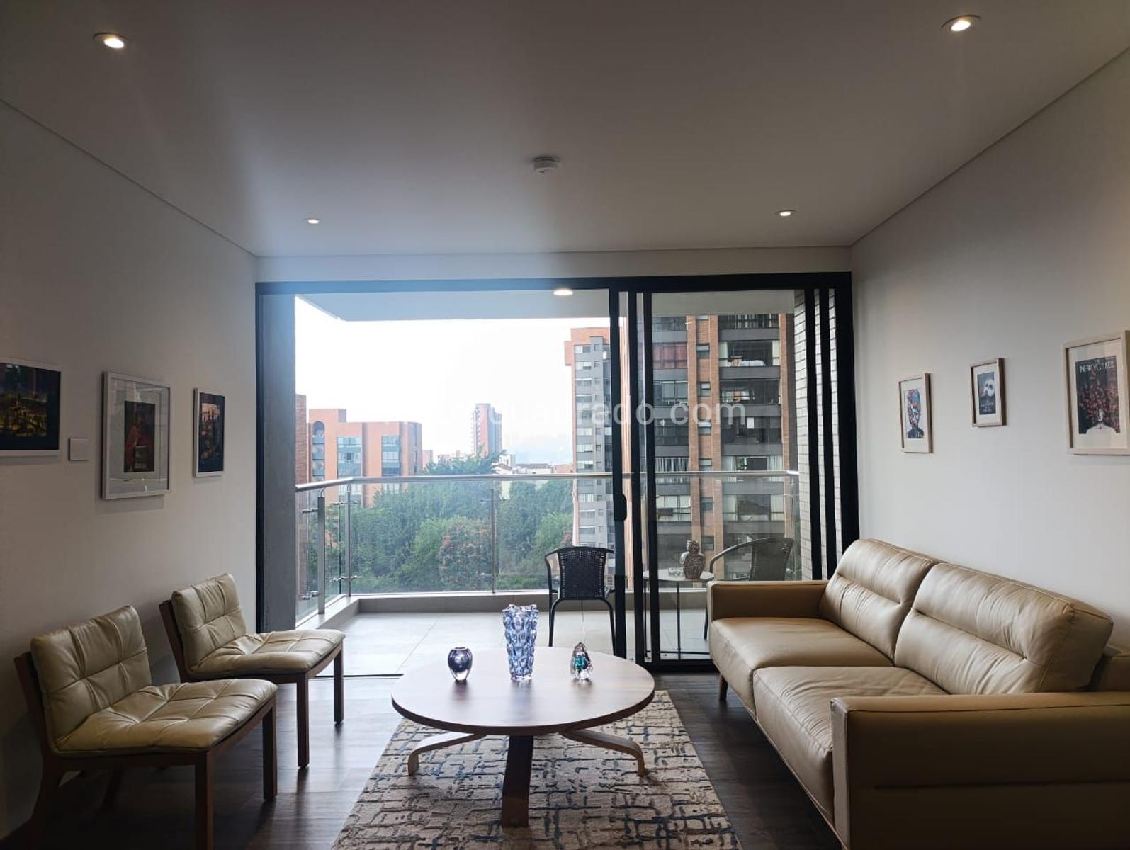 Apartamento de 2 habitaciones en arriendo en Poblado, Medellín — imagen 1 de 20