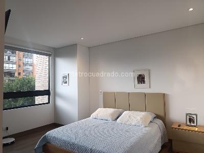 Apartamento de 2 alcobas en venta en El Poblado, Medellín, 90 m² · foto 13 de 20