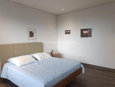 Apartamento de 2 alcobas en venta en El Poblado, Medellín, 90 m² · foto 15 de 20