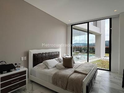 Casa de 3 alcobas en venta en Las Palmas, Envigado, 600 m² · foto 10 de 20