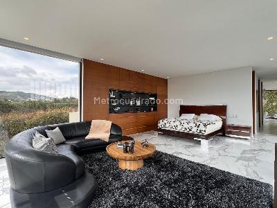 Casa de 3 alcobas en venta en Las Palmas, Envigado, 600 m² · foto 13 de 20