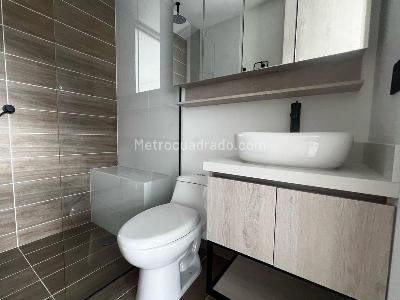 Apartamento de 2 alcobas en arriendo en Envigado, Envigado, 76 m² · foto 13 de 13