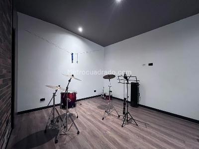 Casa de 5 alcobas en venta en Envigado, Envigado, 1113 m² · foto 9 de 20