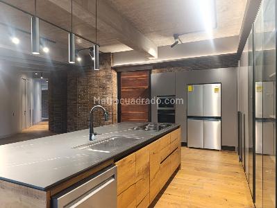 Apartamento en venta en El Poblado, Medellín · foto 3 de 19