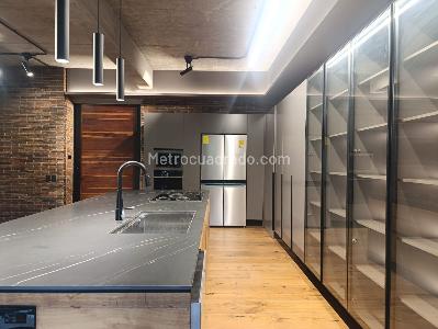 Apartamento en venta en El Poblado, Medellín · foto 4 de 19