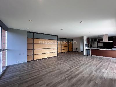 Apartamento de 2 alcobas en arriendo en El Poblado, Medellín, 170 m² · foto 3 de 19