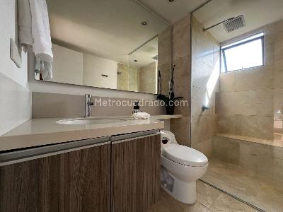 Apartamento de 1 alcoba en arriendo en El Poblado, Medellín, 80 m² · foto 12 de 13