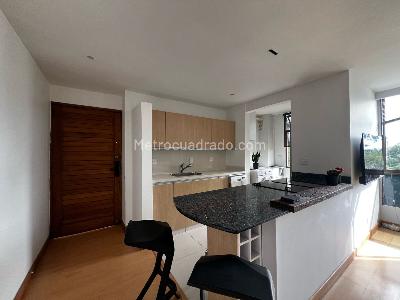 Apartamento de 1 alcoba en arriendo en El Poblado, Medellín, 80 m² · foto 5 de 13