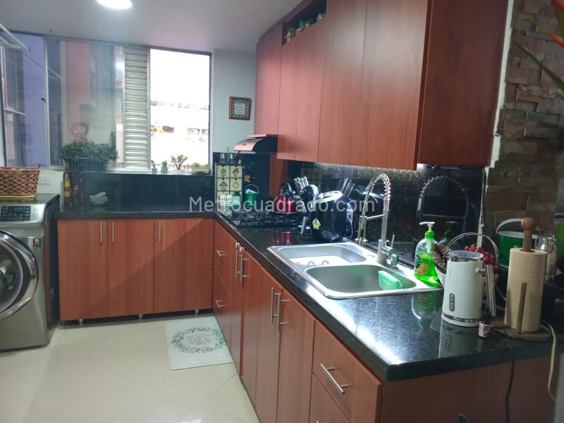 Apartamento de 3 Alcobas en El Poblado con Piscina y Gimnasio - 6